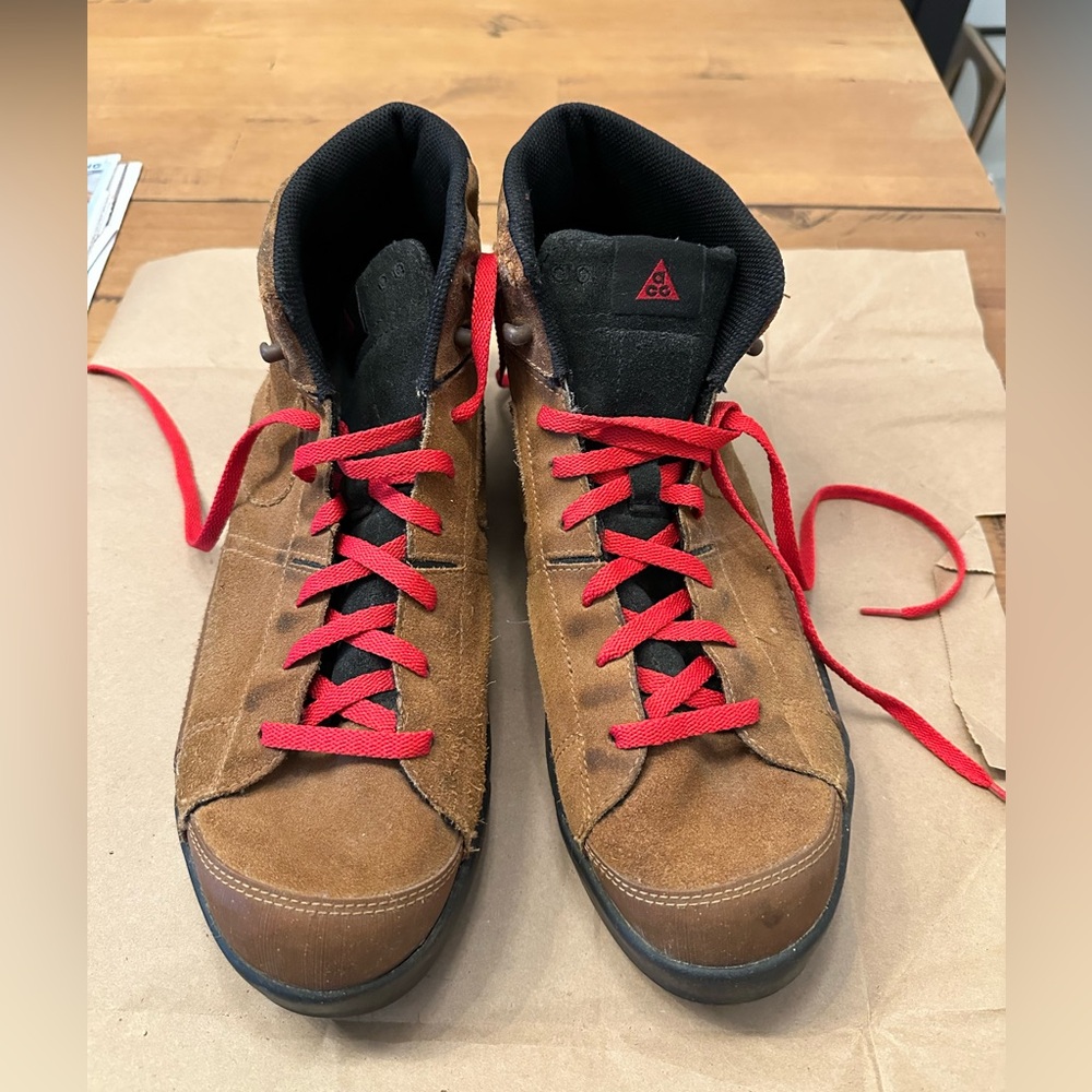 Size 13 Nike ACG Air Blazer Mid, 2008
